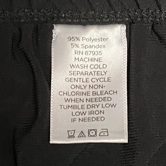 Susan Graver Black Pull On Elastic Waistband Skort Womens Plus Size 2X - Picture 6 of 7